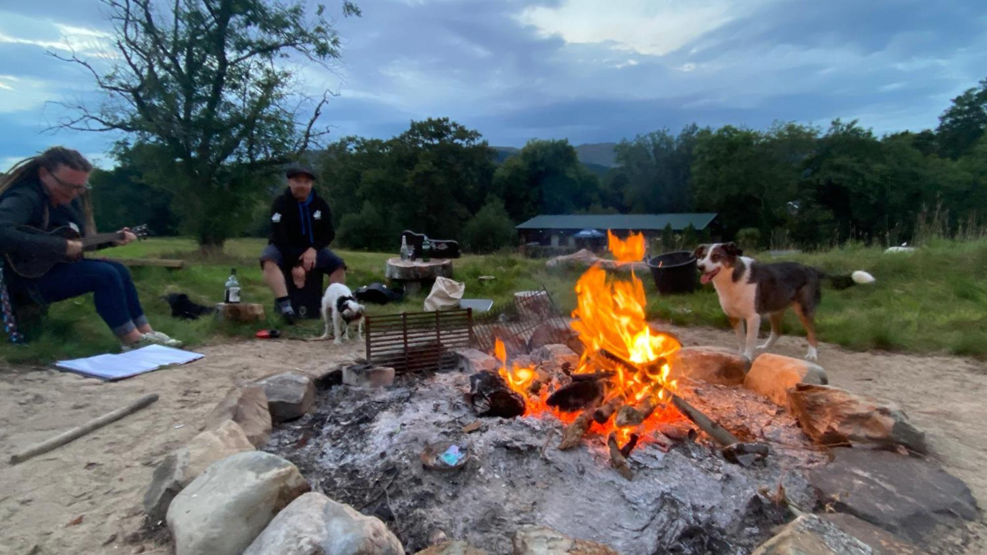 Apartment Motocamp Wales - *